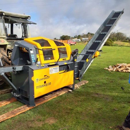 Combiné à bois de chauffage sur tracteur