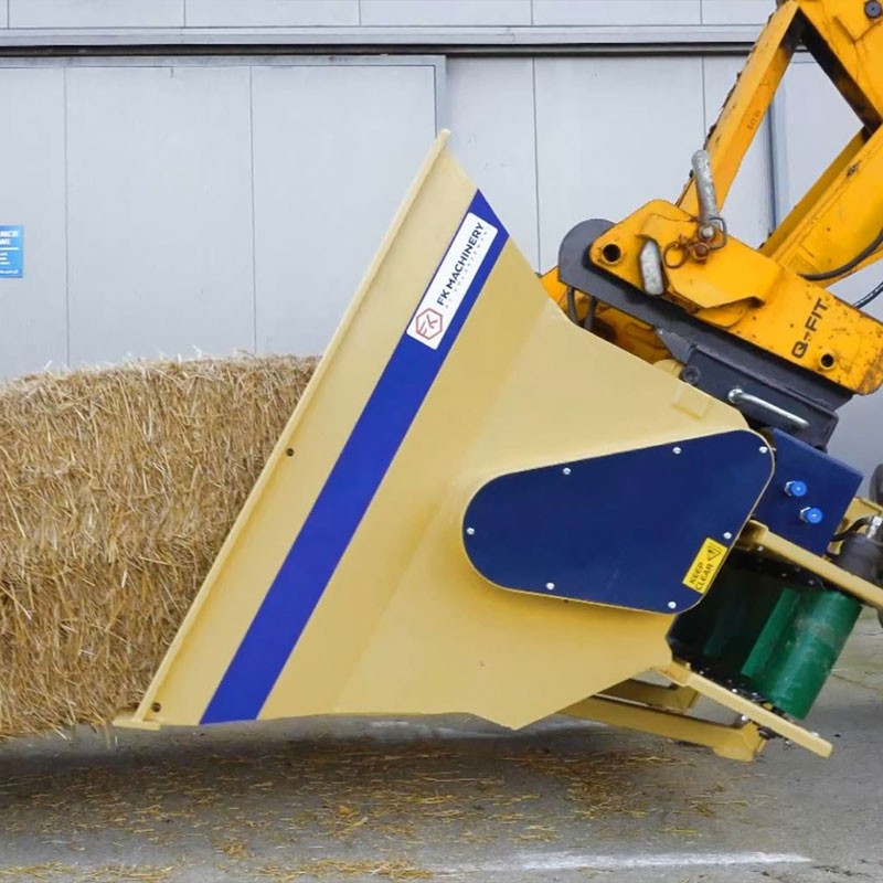 chargement du godet épandeur