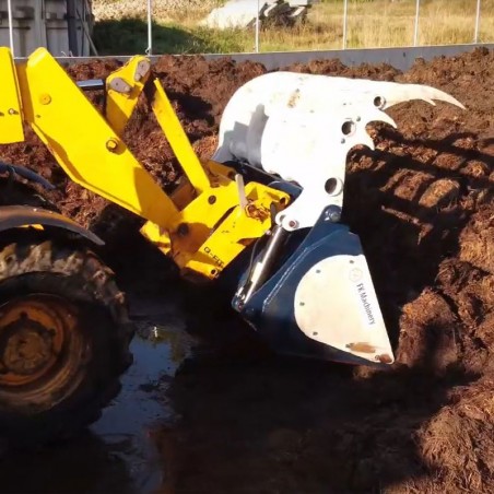 Godet grappin pour le fumier