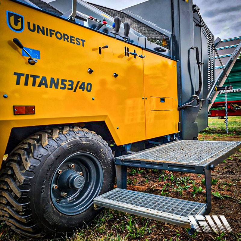 Combiné bois de chauffage Titan premium 53/40 avec scie circulaire