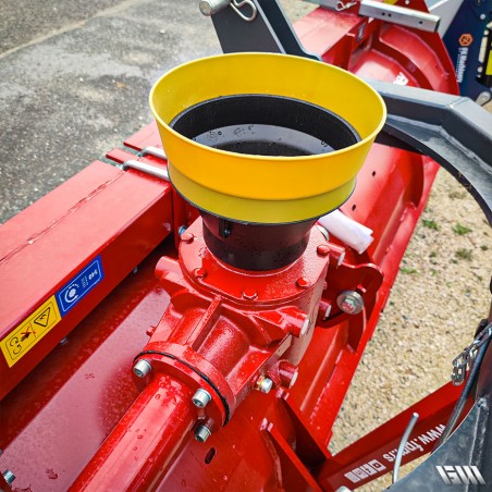 Broyeur pour cultures adaptable sur tracteur