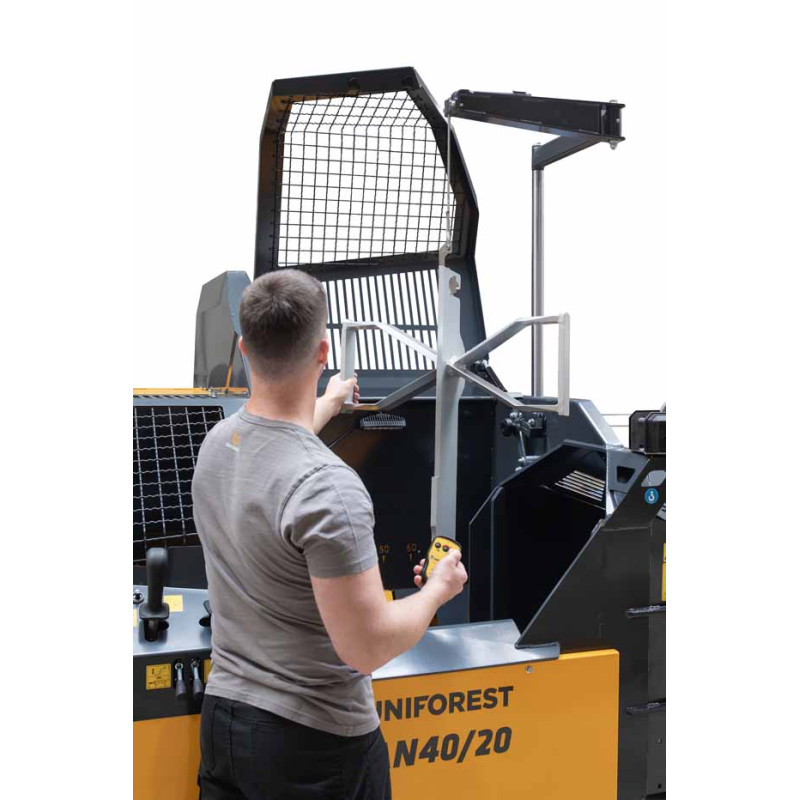 titan-prise-de-force