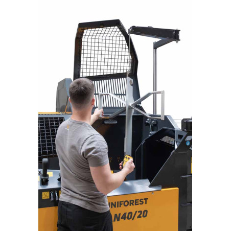 titan-prise-de-force