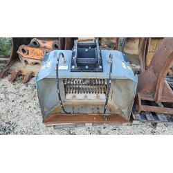 Godet cribleur à étoiles interchangeable CDS10 pelle 5 à 8T, granulométrie 0/40mm étoile profil concassage léger