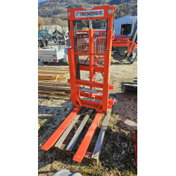 Elévateur agricole/viticole TECNOAGRI ECO 2215, année 2023 - capacité 1500kg hauteur 2200mm